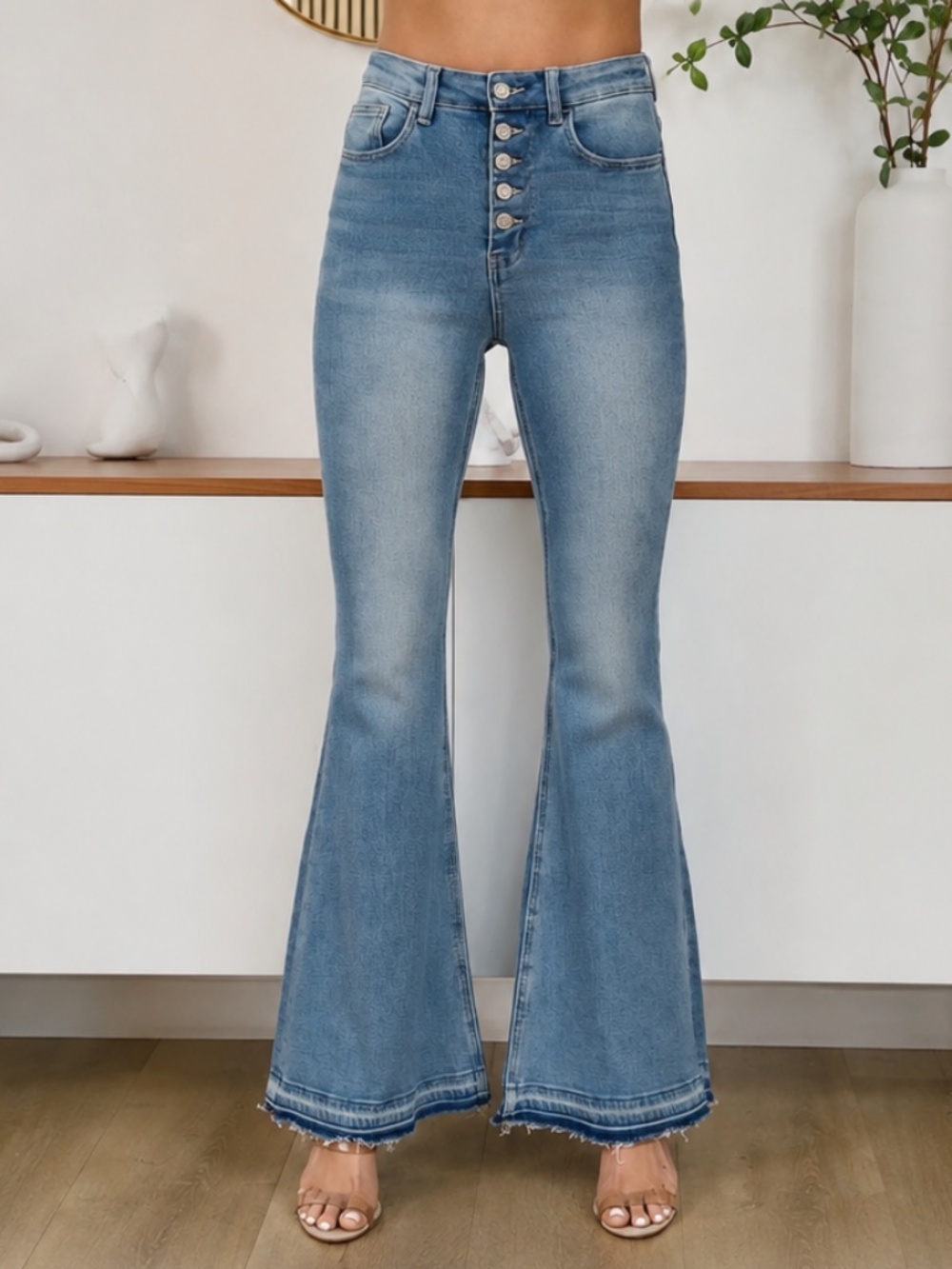 NWOT Vervet High Rise Flare Jeans Medium Wash Frayed Hem Bell Bottom Size 26